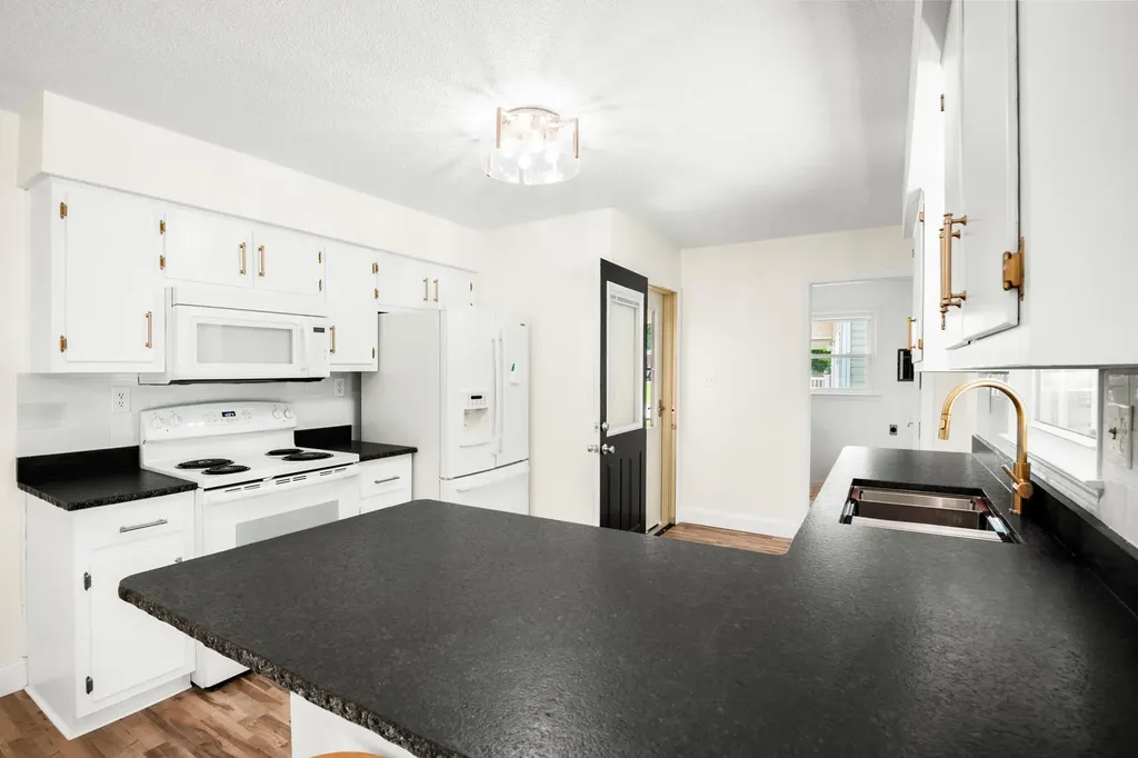 660 Oaklawn Circle Corbin KY 40701
