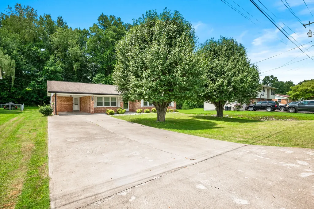 660 Oaklawn Circle Corbin KY 40701