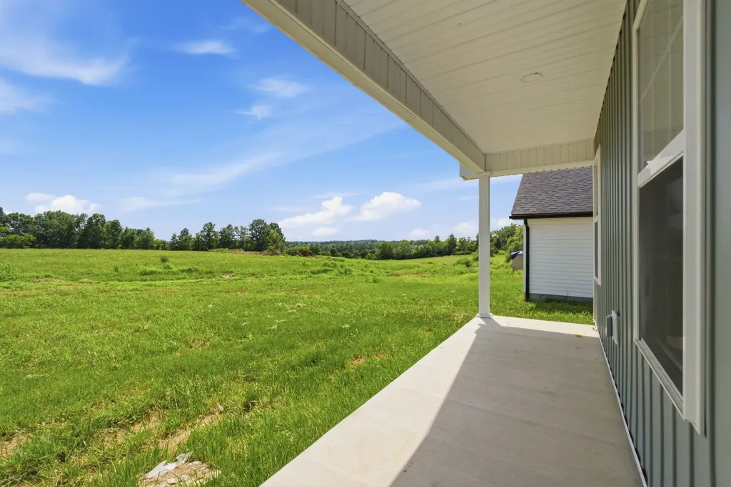 186 Charles Carr Drive Harrodsburg KY 40330