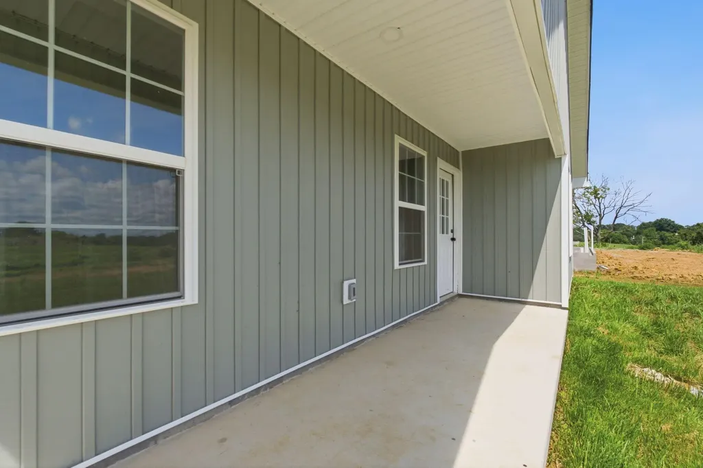 186 Charles Carr Drive Harrodsburg KY 40330