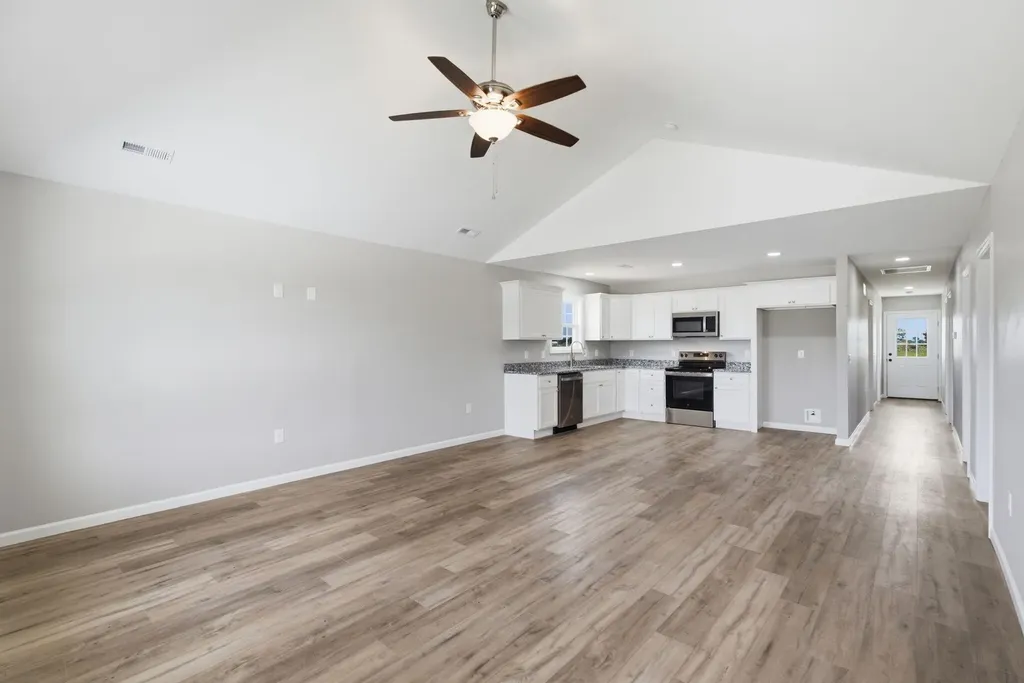 186 Charles Carr Drive Harrodsburg KY 40330