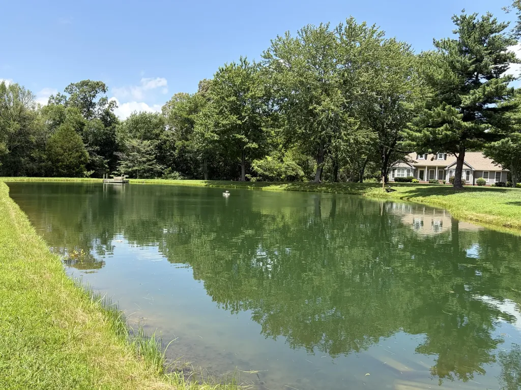 5650 Warrendale Drive Paducah KY 42003