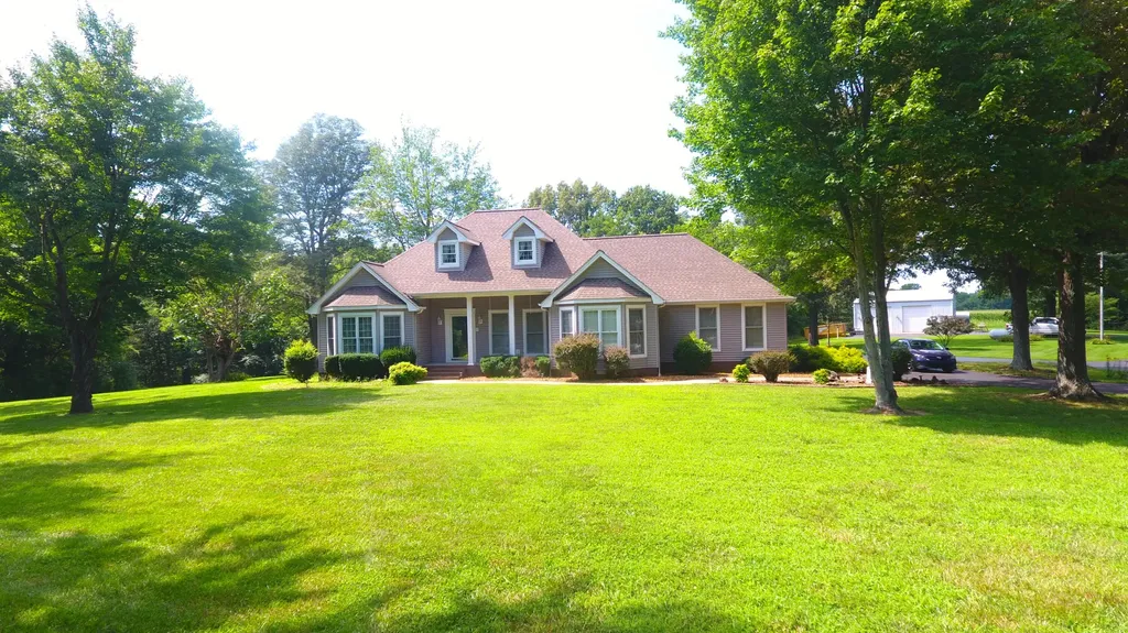 5650 Warrendale Drive Paducah KY 42003