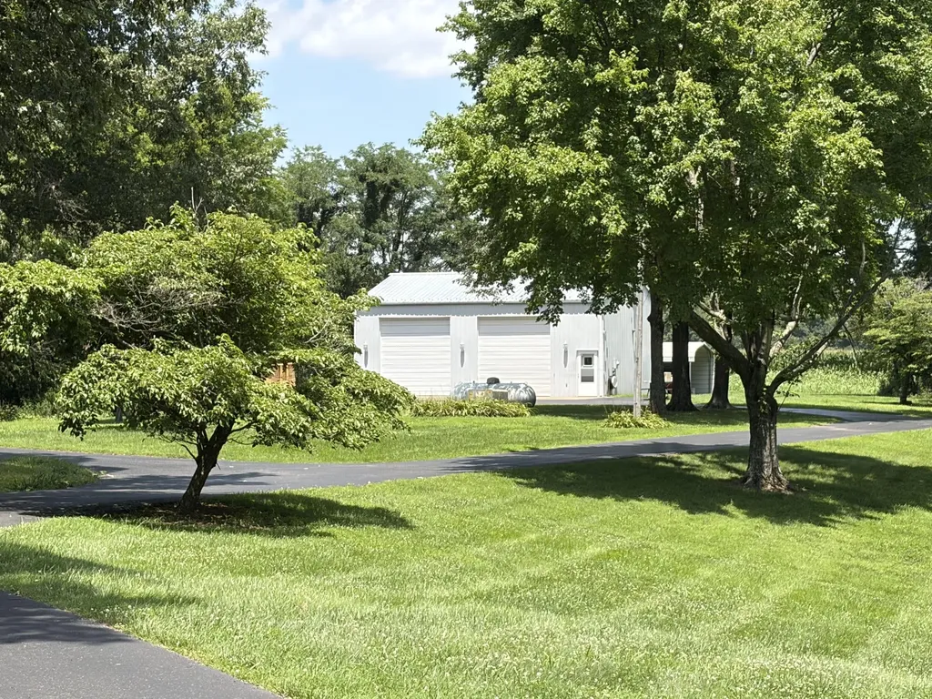 5650 Warrendale Drive Paducah KY 42003