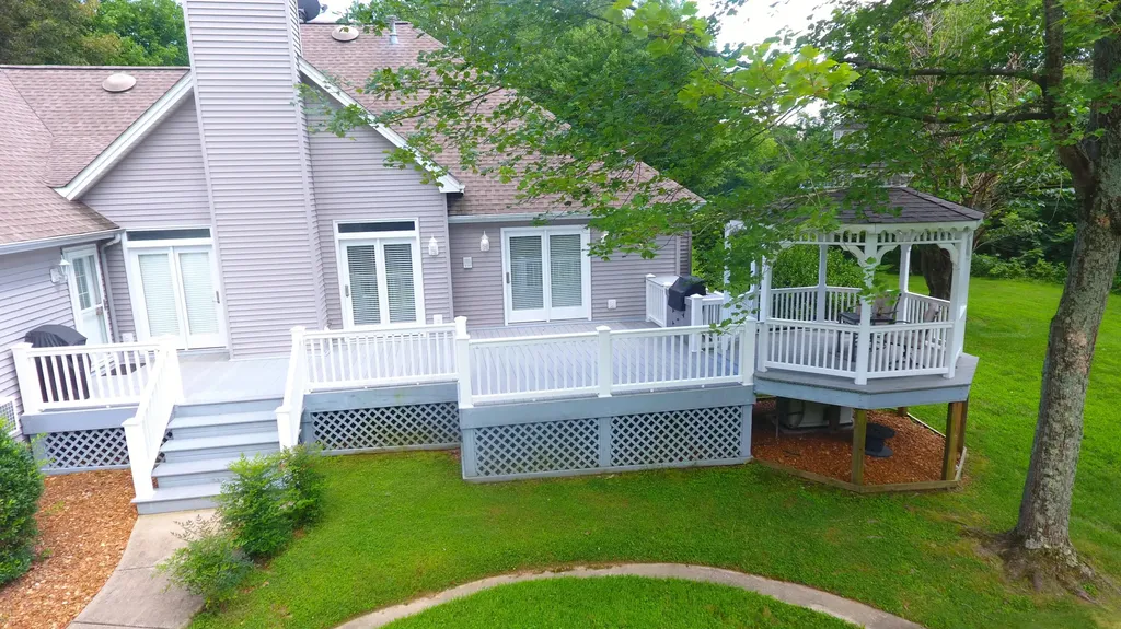 5650 Warrendale Drive Paducah KY 42003