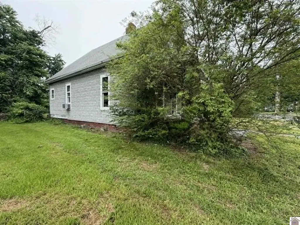 1244 N 12th Street Paducah KY 42001