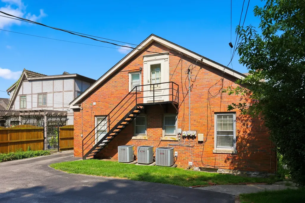 304-306 Ridgeway Road Lexington KY 40502