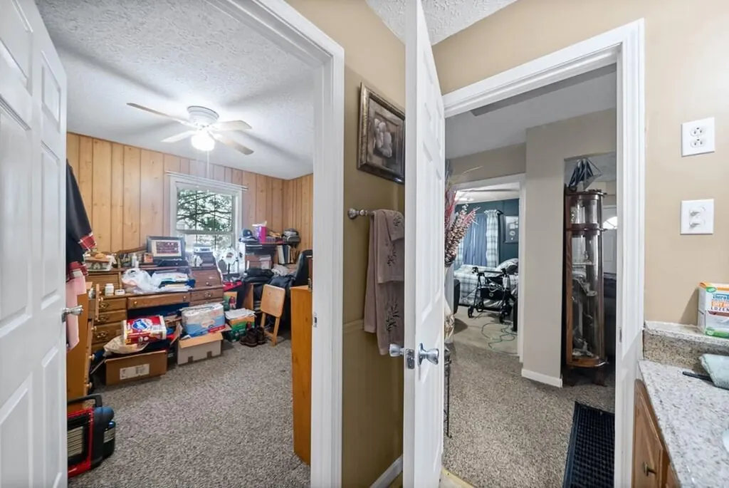 2736 Kenwood Drive Hopkinsville KY 42240