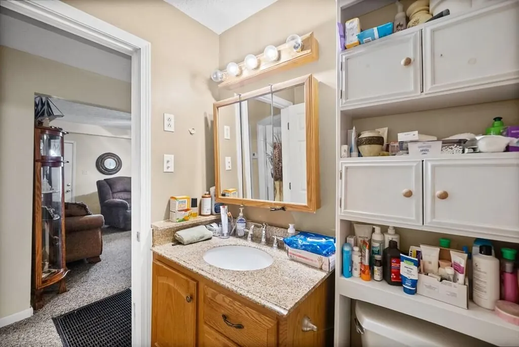 2736 Kenwood Drive Hopkinsville KY 42240