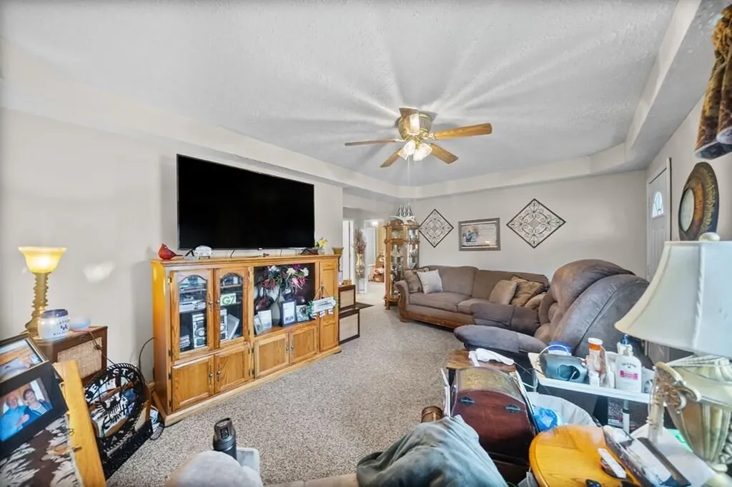 2736 Kenwood Drive Hopkinsville KY 42240