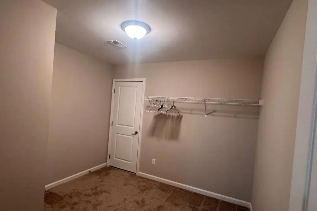 150 Sugartree Lane Versailles KY 40383