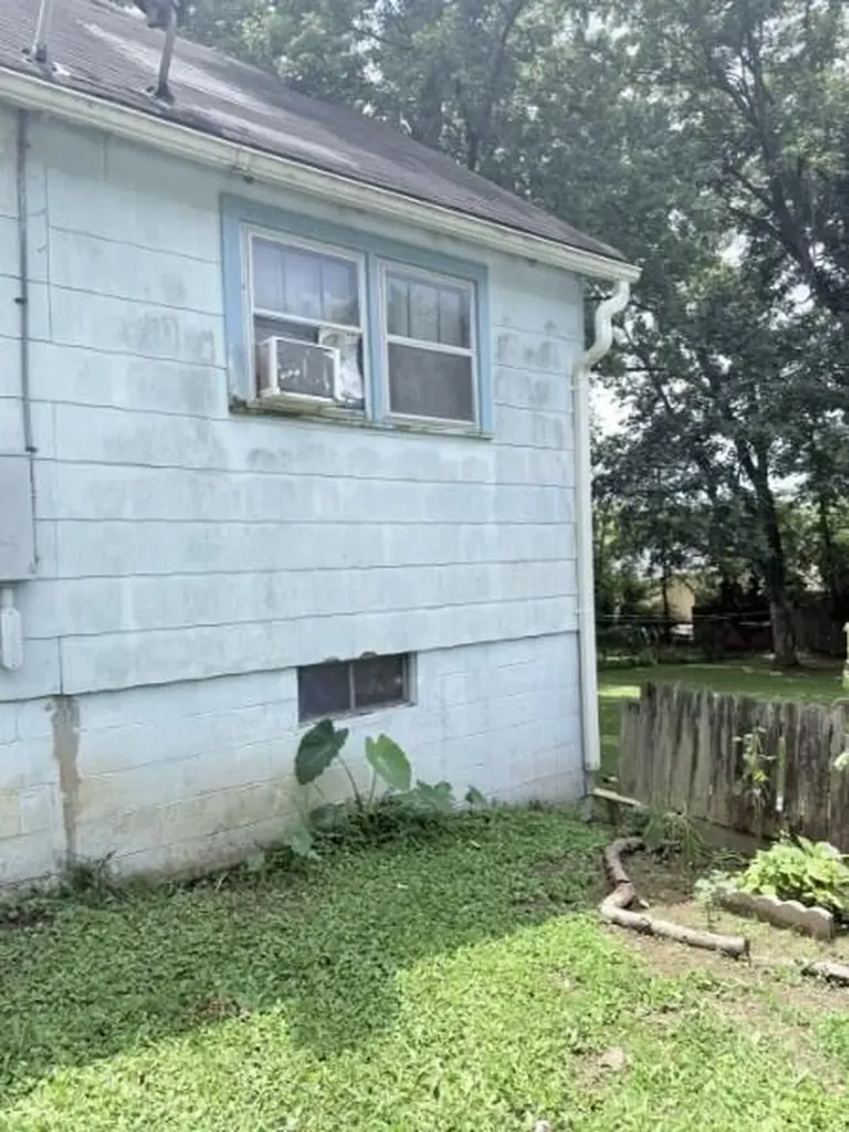 105 N Fowler Avenue Hopkinsville KY 42240