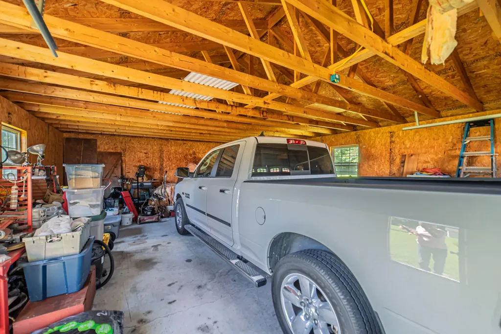 160 Charlotte Ann Drive Paducah KY 42001