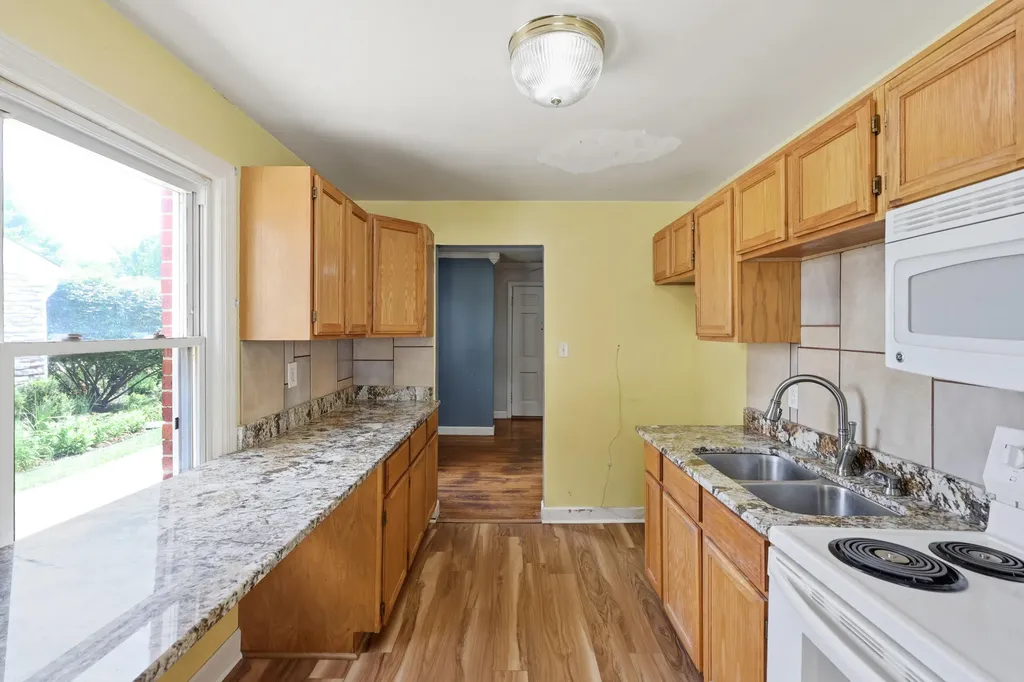 2321 Southview Drive Lexington KY 40503