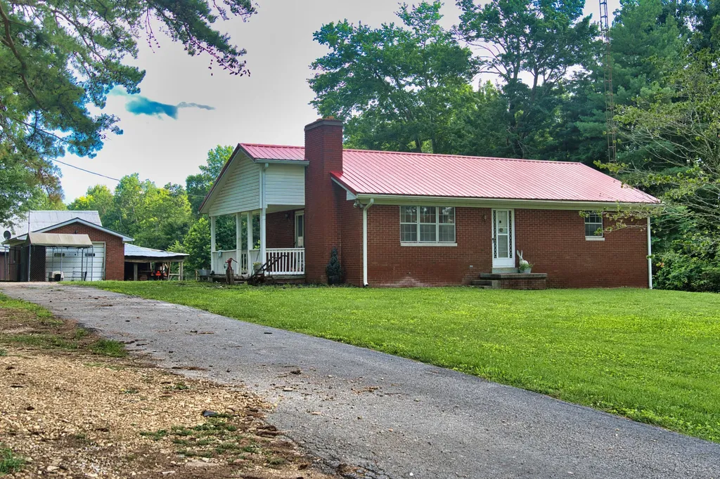 1321 Ky-80 Windsor KY 42565