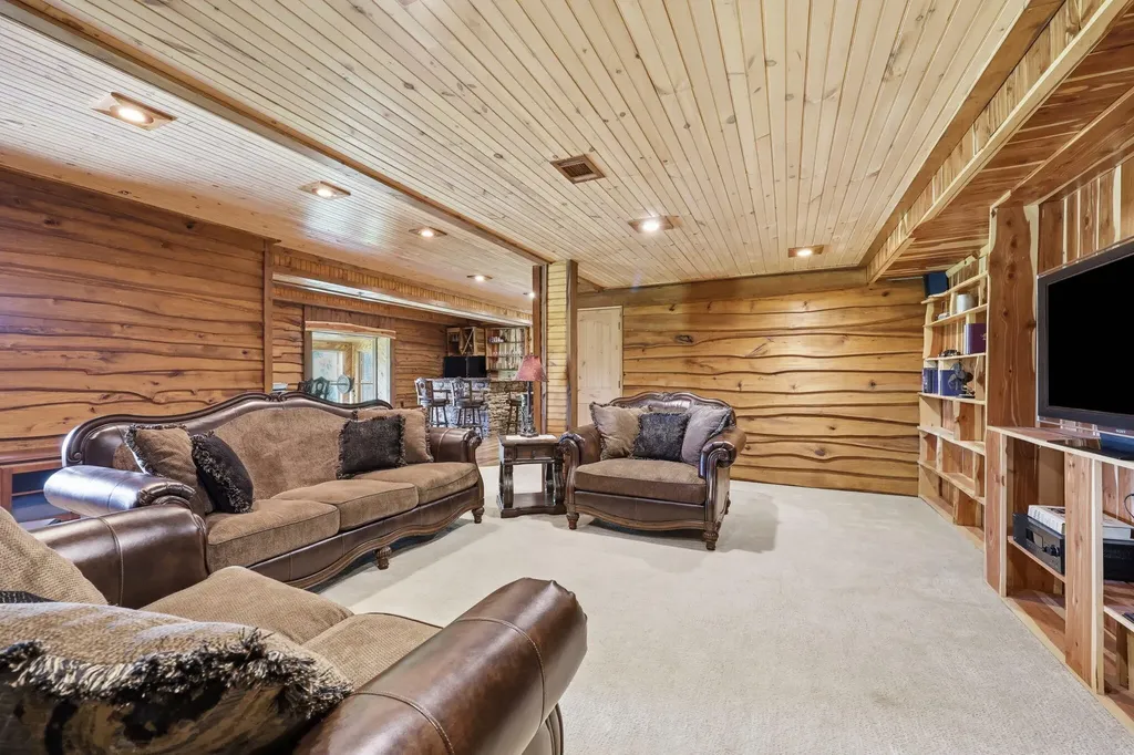 131 Jennifer Drive Lancaster KY 40444