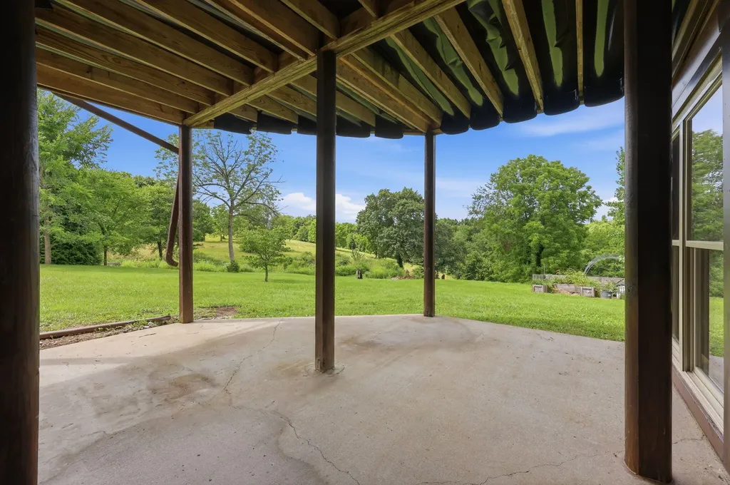 131 Jennifer Drive Lancaster KY 40444