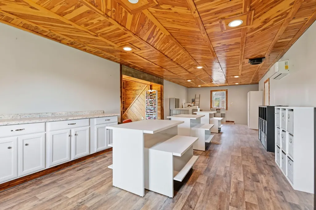 131 Jennifer Drive Lancaster KY 40444