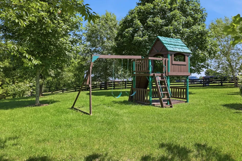 131 Jennifer Drive Lancaster KY 40444