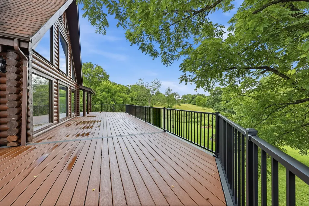131 Jennifer Drive Lancaster KY 40444