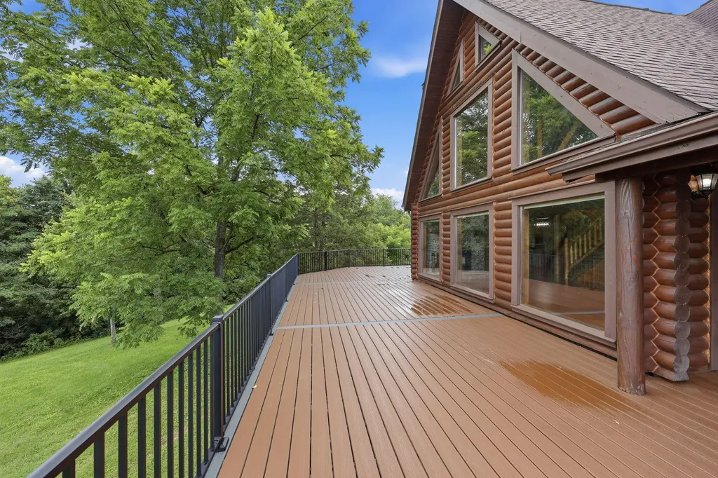 131 Jennifer Drive Lancaster KY 40444