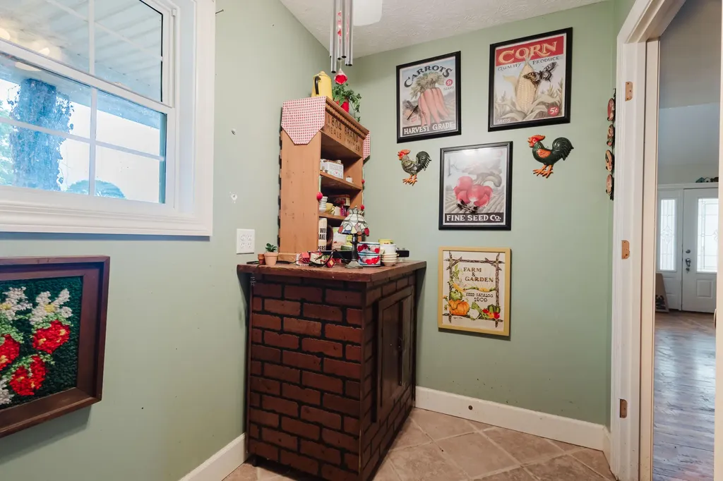 2416 Meador Port Oliver Road Scottsville KY 42164