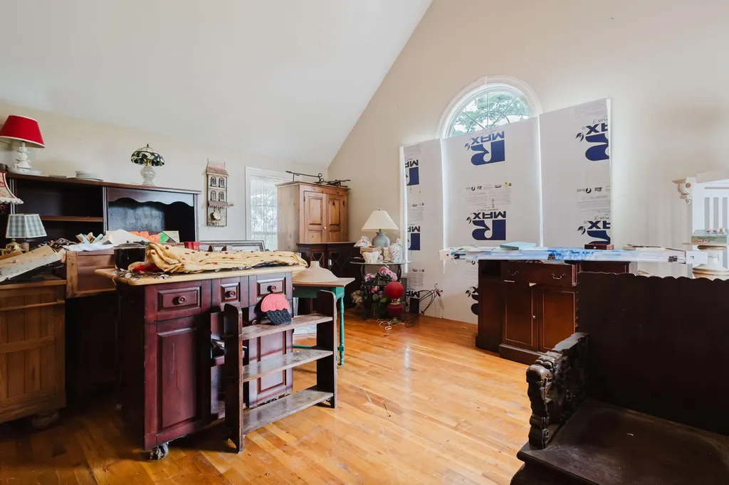 2416 Meador Port Oliver Road Scottsville KY 42164