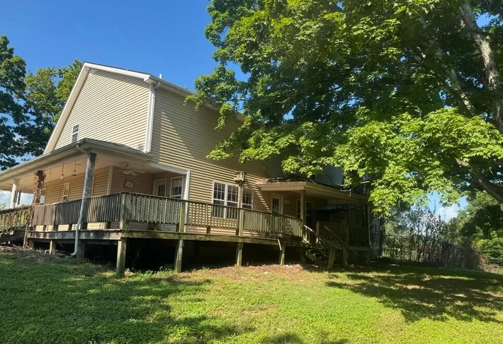 2416 Meador Port Oliver Road Scottsville KY 42164