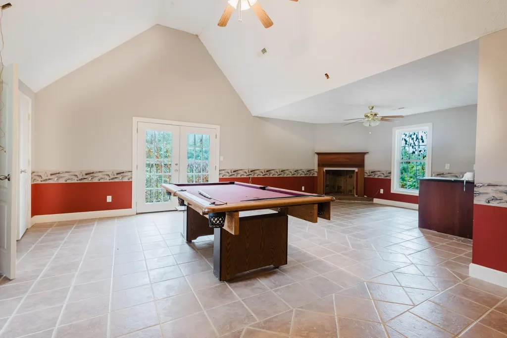 2416 Meador Port Oliver Road Scottsville KY 42164