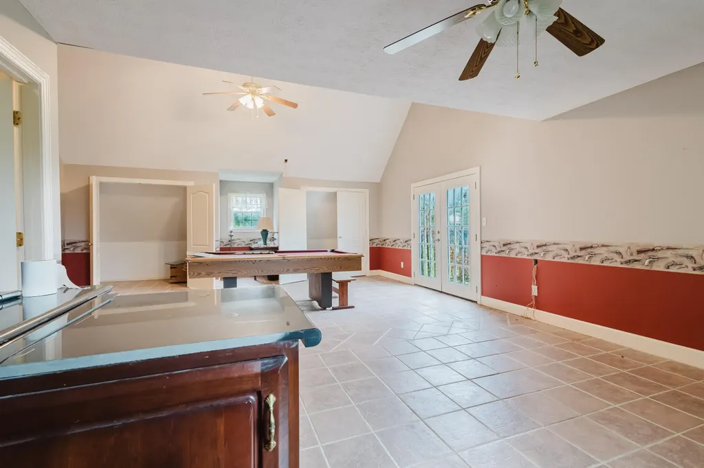 2416 Meador Port Oliver Road Scottsville KY 42164