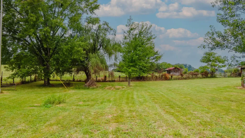 2416 Meador Port Oliver Road Scottsville KY 42164