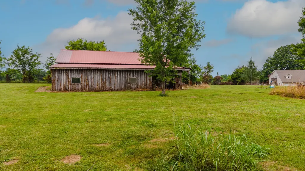 2416 Meador Port Oliver Road Scottsville KY 42164