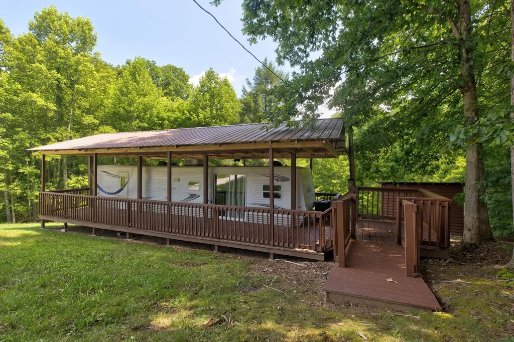 4 Fern Drive Wellington KY 40387