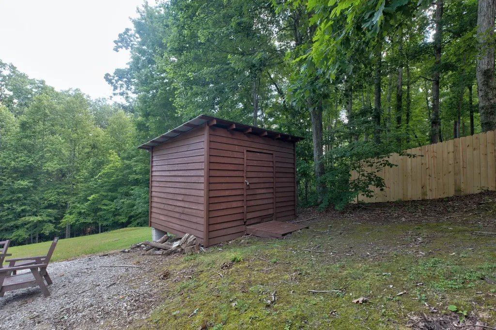 4 Fern Drive Wellington KY 40387