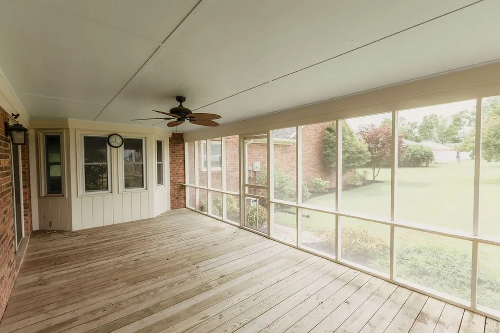 121 Glascock Drive Flemingsburg KY 41041