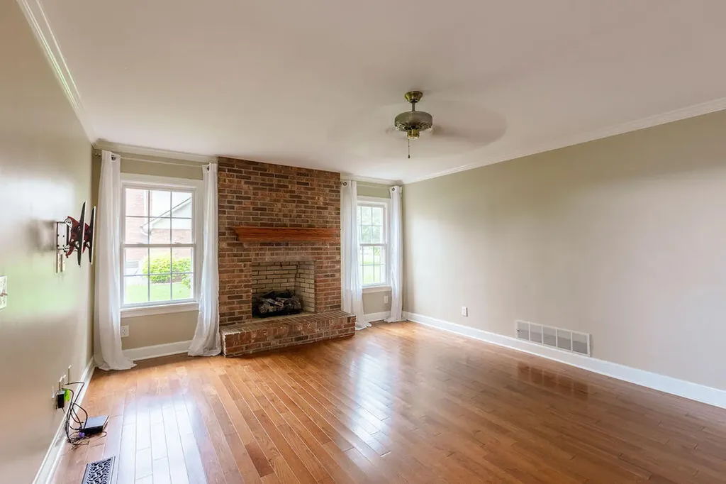 121 Glascock Drive Flemingsburg KY 41041