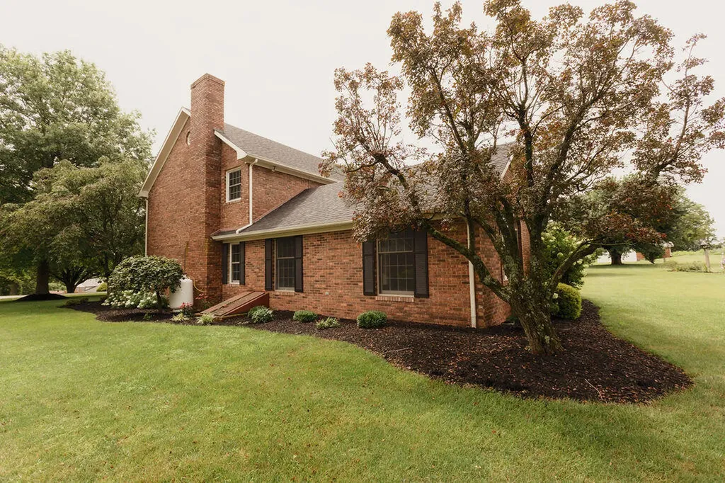 121 Glascock Drive Flemingsburg KY 41041