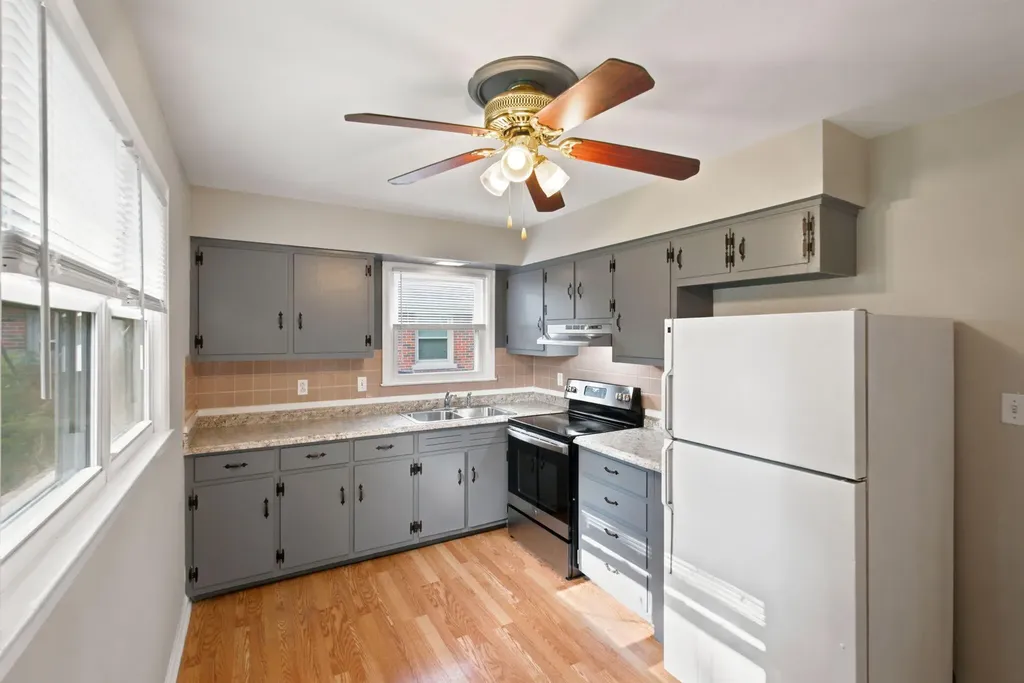 1503 Roanoke Road Lexington KY 40504