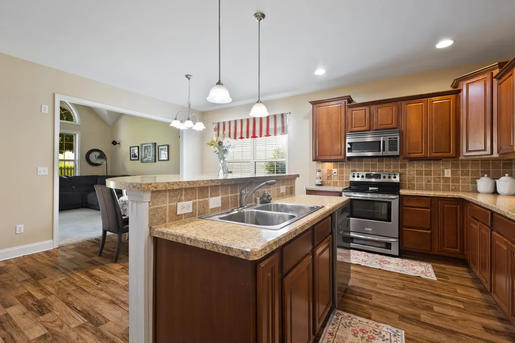 2868 Jenna Rest Lexington KY 40511