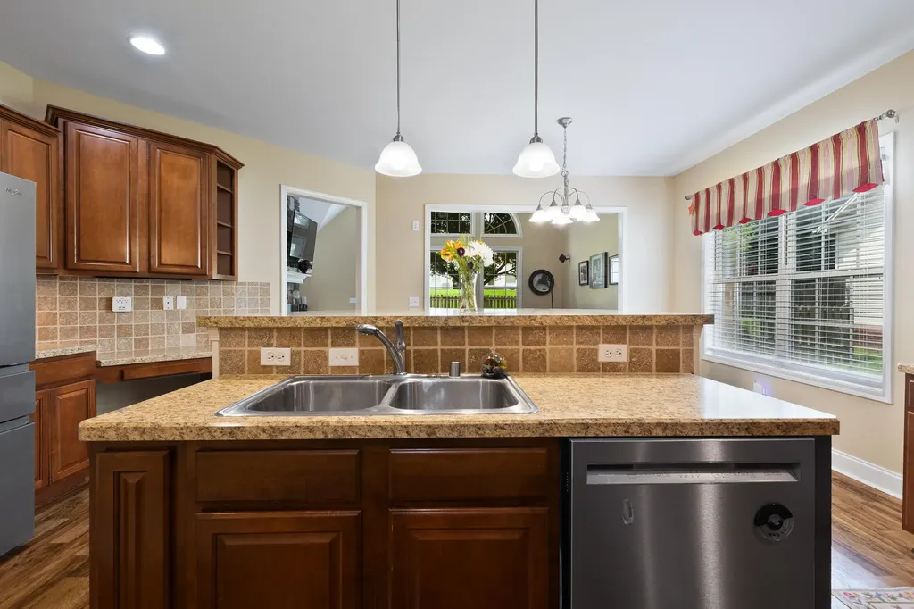 2868 Jenna Rest Lexington KY 40511