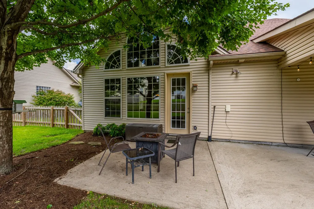 2868 Jenna Rest Lexington KY 40511