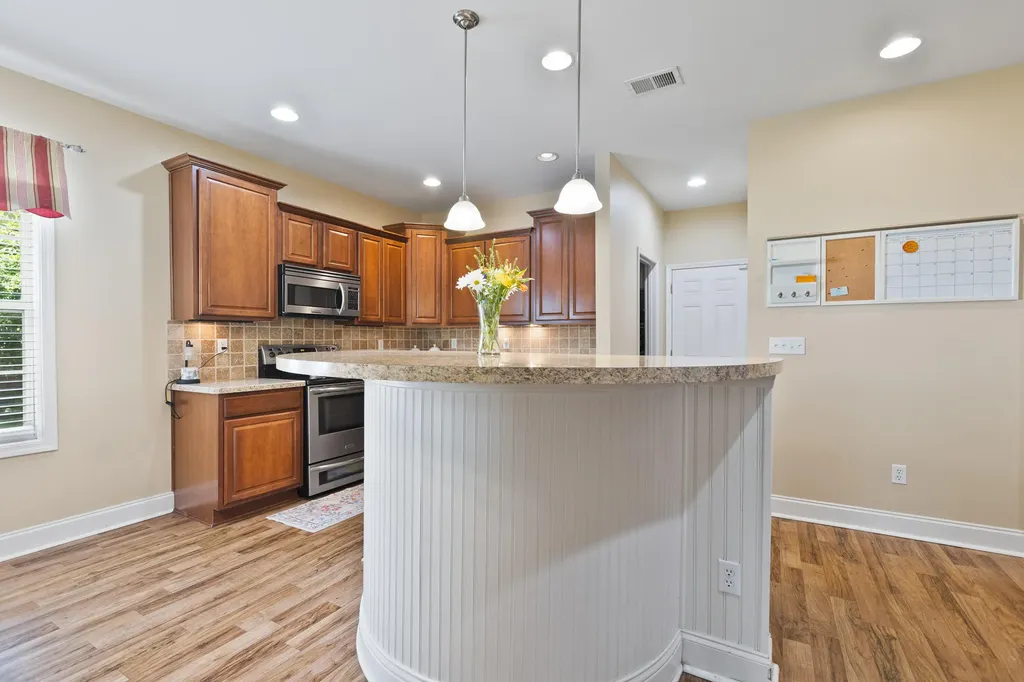 2868 Jenna Rest Lexington KY 40511