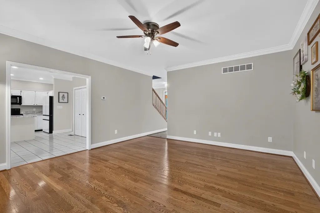 717 Maple Ridge Lane Lexington KY 40509