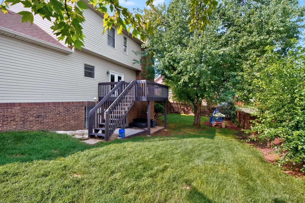 717 Maple Ridge Lane Lexington KY 40509