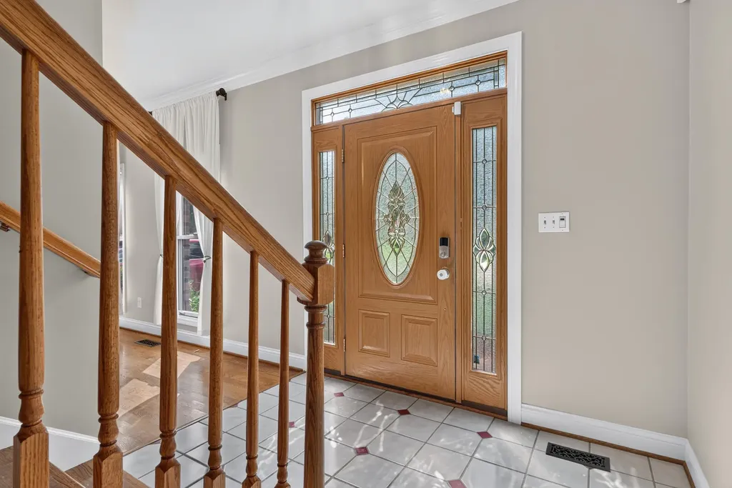 717 Maple Ridge Lane Lexington KY 40509