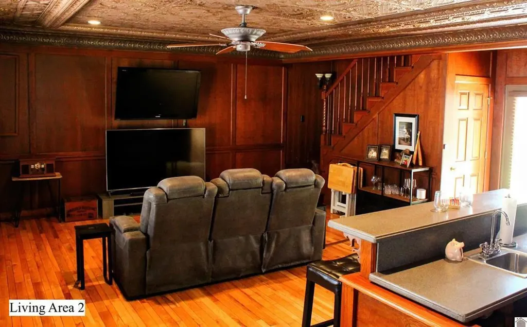 304 Canterbury Drive Mayfield KY 42066