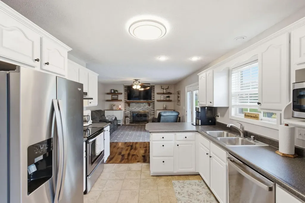 308 Timothy Way Richmond KY 40475