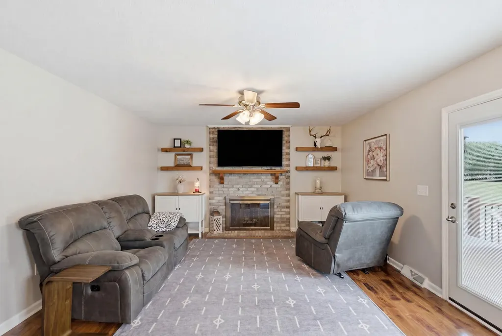 308 Timothy Way Richmond KY 40475