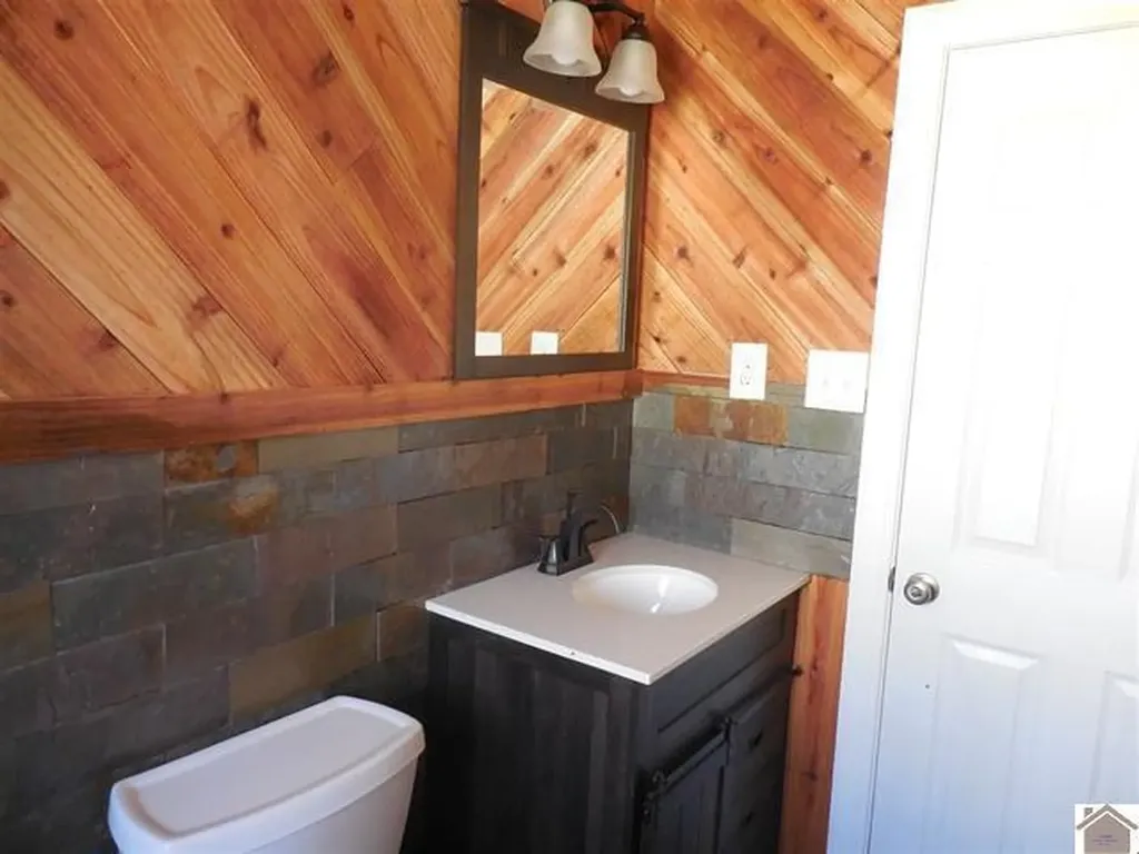 317 N 5th Street Wickliffe KY 42087