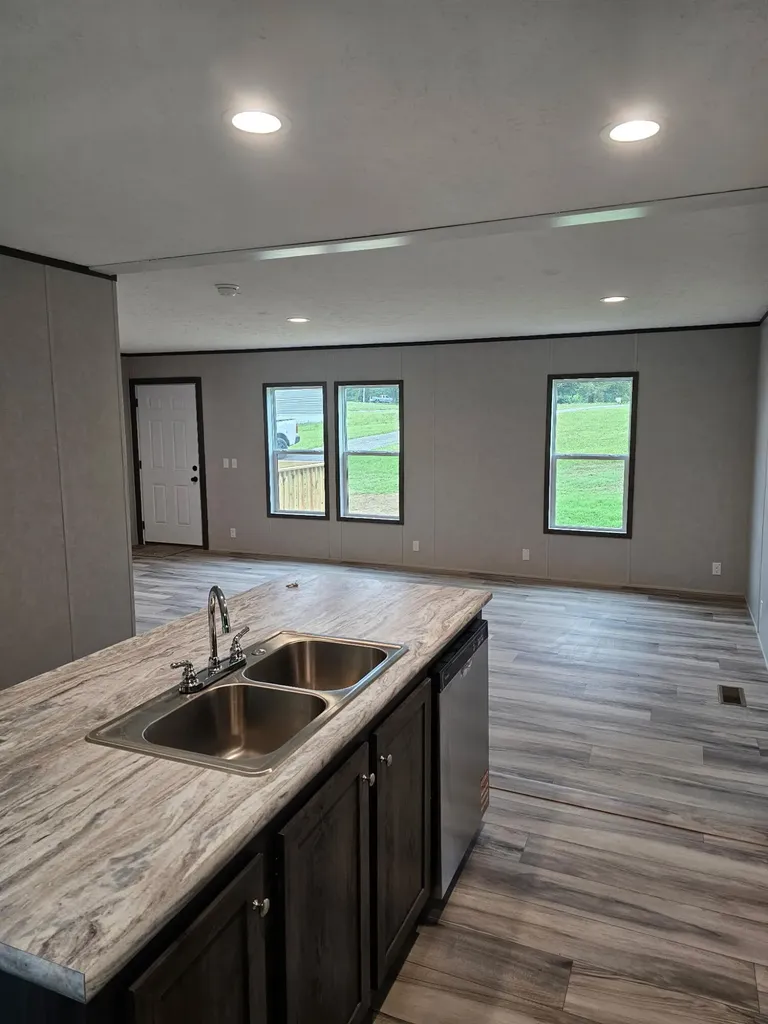3441 Allen School House Road Columbia KY 42728